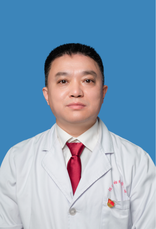 急診/兒一科副主任醫(yī)師 黃鴻