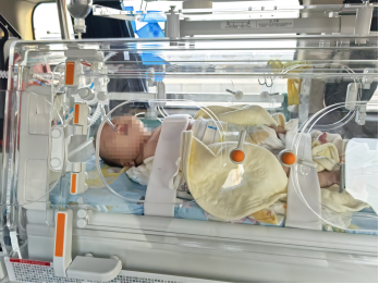 看懷化市婦幼保健院新生兒轉(zhuǎn)運(yùn)系統(tǒng) 急救“寶”平安